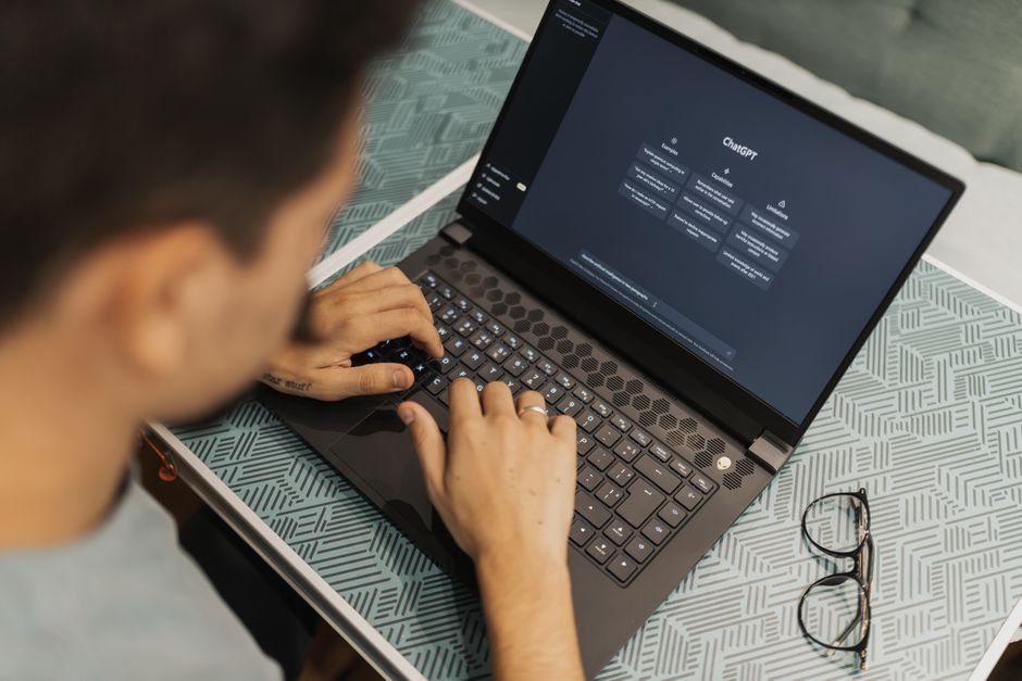 AI Tools Se Productivity Kaise Badlayein - Free Tools Guide